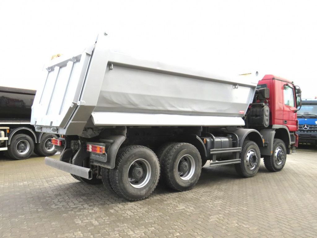 Mercedes-Benz Actros 4141 8x6 4 Achs Muldenkipper Kupplung, 1. - Φορτηγό ανατρεπόμενο: φωτογραφία 4 Mercedes-Benz Actros 4141 8x6 4 Achs Muldenkipper Kupplung, 1. - Φορτηγό ανατρεπόμενο: φωτογραφία 4