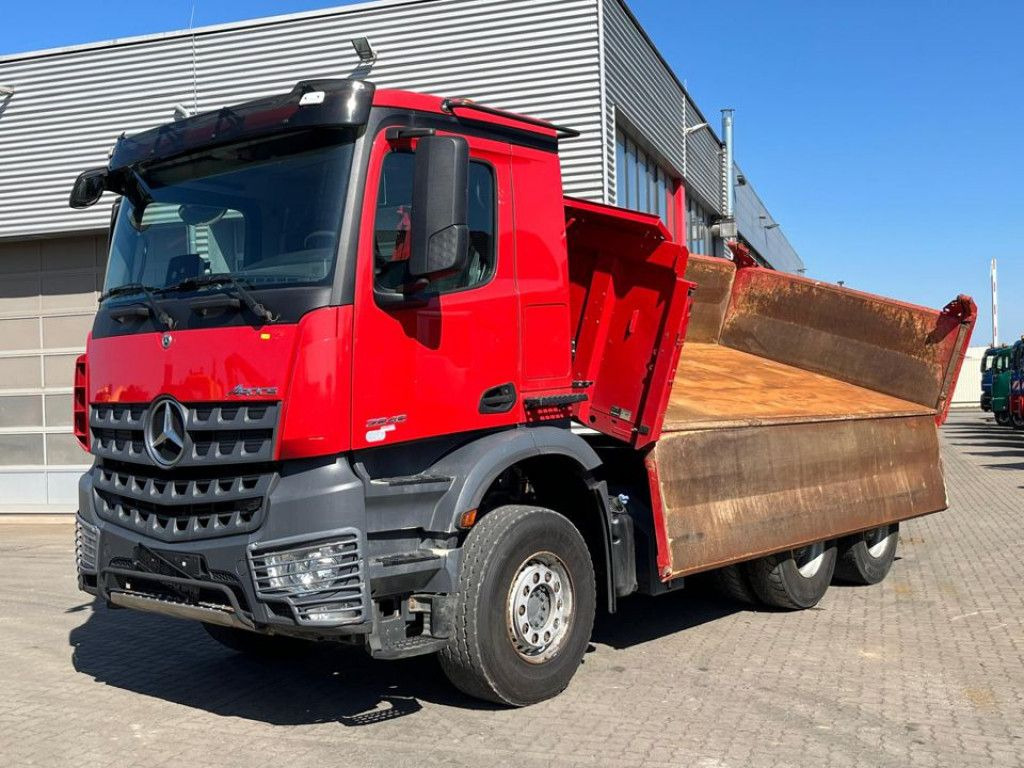 Mercedes-Benz Arocs 2648 6x4 3-Achs Kipper Bordmatik - Φορτηγό ανατρεπόμενο: φωτογραφία 1 Mercedes-Benz Arocs 2648 6x4 3-Achs Kipper Bordmatik - Φορτηγό ανατρεπόμενο: φωτογραφία 1
