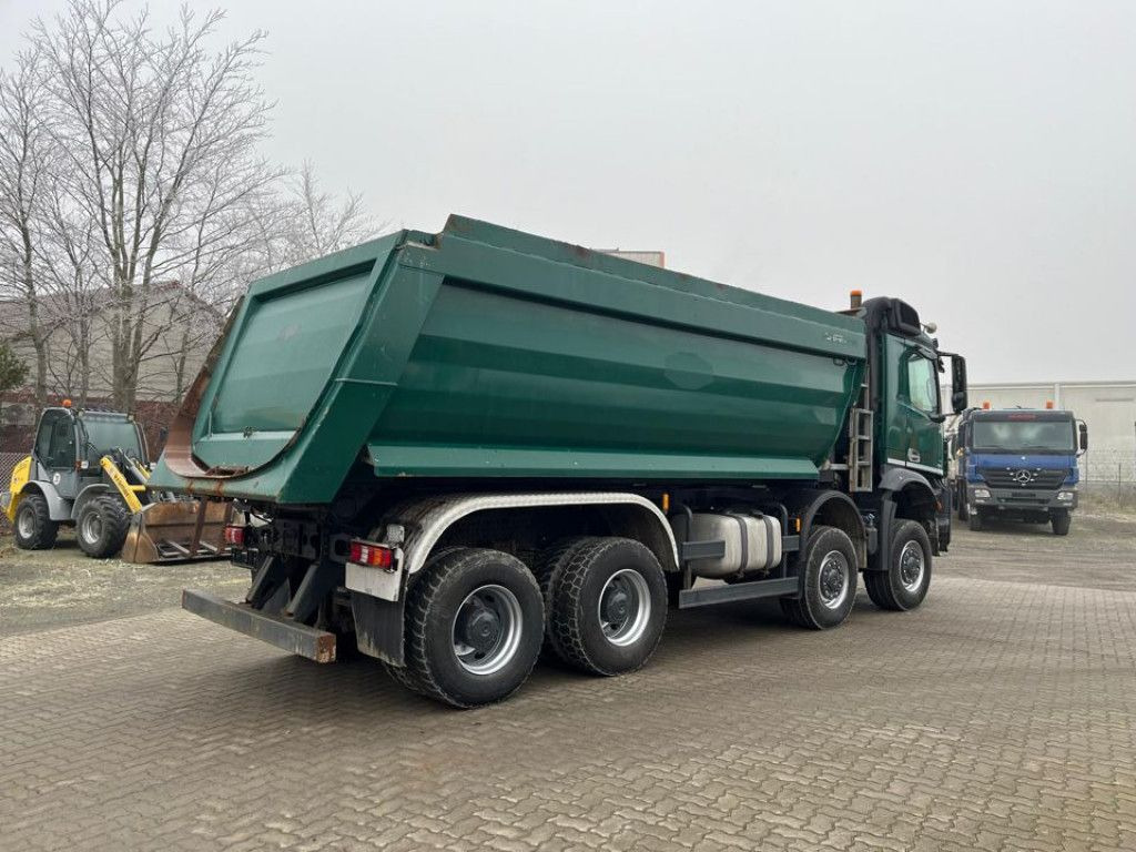 Mercedes-Benz Arocs 4145 8x8 4 Achs Muldenkipper Meiller - Φορτηγό ανατρεπόμενο: φωτογραφία 5 Mercedes-Benz Arocs 4145 8x8 4 Achs Muldenkipper Meiller - Φορτηγό ανατρεπόμενο: φωτογραφία 5