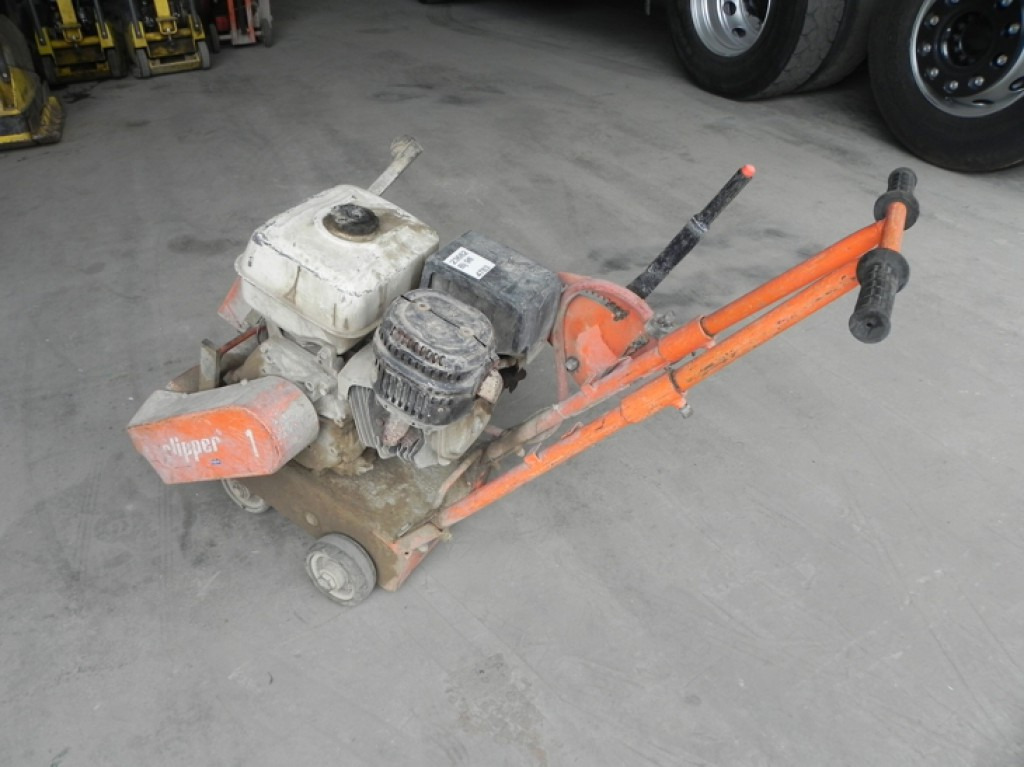 SAINT GOBAIN Norton Clipper C 85 Kleinteile - Κατασκευή μηχανήματα: φωτογραφία 2 SAINT GOBAIN Norton Clipper C 85 Kleinteile - Κατασκευή μηχανήματα: φωτογραφία 2