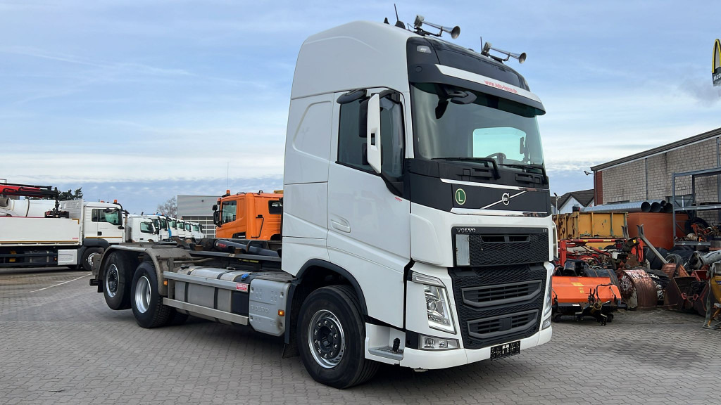 Μίσθωση VOLVO (S) Truck FH 500 6x2 Abrollkipper Funkfernbedienung VOLVO (S) Truck FH 500 6x2 Abrollkipper Funkfernbedienung: φωτογραφία 8 Μίσθωση VOLVO (S) Truck FH 500 6x2 Abrollkipper Funkfernbedienung VOLVO (S) Truck FH 500 6x2 Abrollkipper Funkfernbedienung: φωτογραφία 8