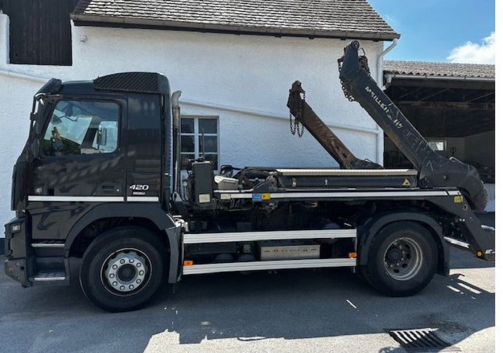 Volvo FM 420 4x2 Absetzkipper Meiller, Funk - Φορτηγό ανατρεπόμενο: φωτογραφία 1 Volvo FM 420 4x2 Absetzkipper Meiller, Funk - Φορτηγό ανατρεπόμενο: φωτογραφία 1