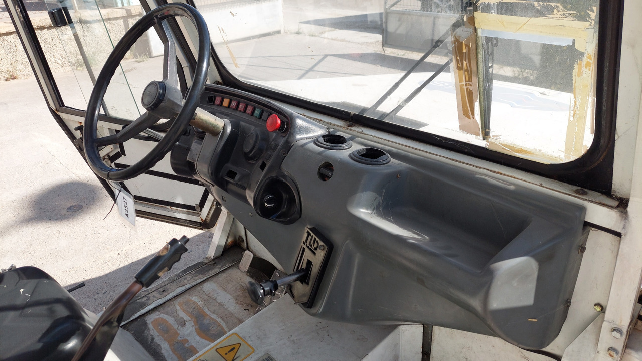 TLD TMX-30 tractor - Ελκυστήρας αποσκευών: φωτογραφία 5 TLD TMX-30 tractor - Ελκυστήρας αποσκευών: φωτογραφία 5