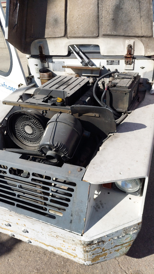 TLD TMX-30 tractor - Ελκυστήρας αποσκευών: φωτογραφία 3 TLD TMX-30 tractor - Ελκυστήρας αποσκευών: φωτογραφία 3