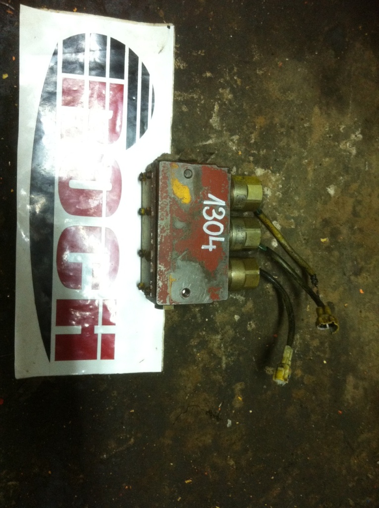 KAWASAKI 3K3LNF5G/G24N-306 2436U1450F2 - 3 SEKCYJNY + SKC5/106 - Υδραυλική βαλβίδα για Κατασκευή μηχανήματα: φωτογραφία 1 KAWASAKI 3K3LNF5G/G24N-306 2436U1450F2 - 3 SEKCYJNY + SKC5/106 - Υδραυλική βαλβίδα για Κατασκευή μηχανήματα: φωτογραφία 1