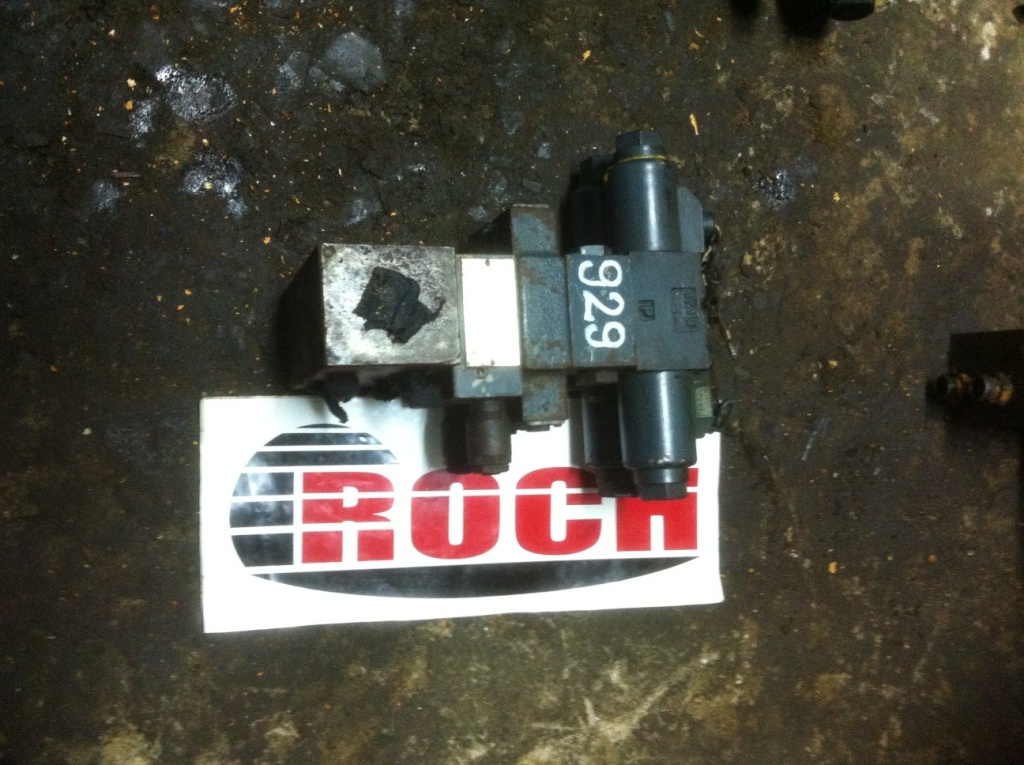 KAWASAKI ZDB6VP2-K30/100 + Z2S6-40 - 2 SEKCYJNY + 4WE6G-60L0/AG12NS + CEWKI - Υδραυλική βαλβίδα για Κατασκευή μηχανήματα: φωτογραφία 1 KAWASAKI ZDB6VP2-K30/100 + Z2S6-40 - 2 SEKCYJNY + 4WE6G-60L0/AG12NS + CEWKI - Υδραυλική βαλβίδα για Κατασκευή μηχανήματα: φωτογραφία 1