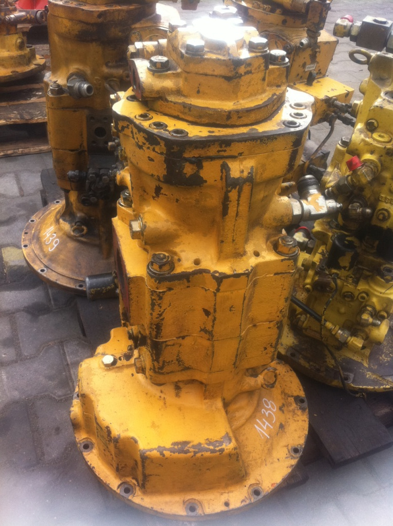 KOMATSU D2452465 708-25-12151 1N2 Z - Υδραυλική αντλία: φωτογραφία 1 KOMATSU D2452465 708-25-12151 1N2 Z - Υδραυλική αντλία: φωτογραφία 1