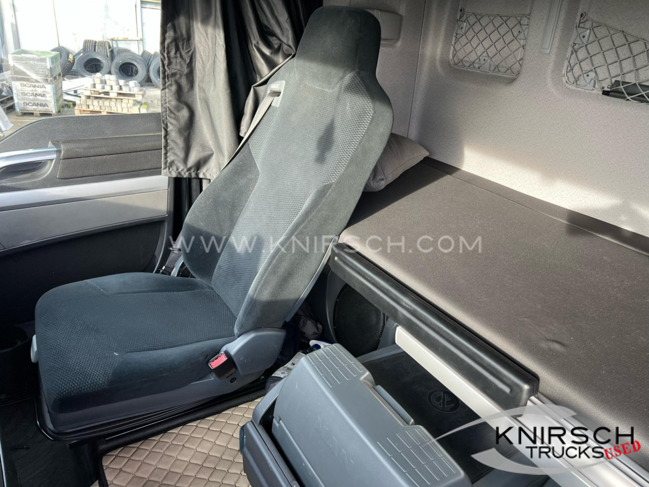 MAN TGA 26.480 Schwenkwandaufbau mit Böhm - Φορτηγό για τη μεταφορά ποτών: φωτογραφία 2 MAN TGA 26.480 Schwenkwandaufbau mit Böhm - Φορτηγό για τη μεταφορά ποτών: φωτογραφία 2