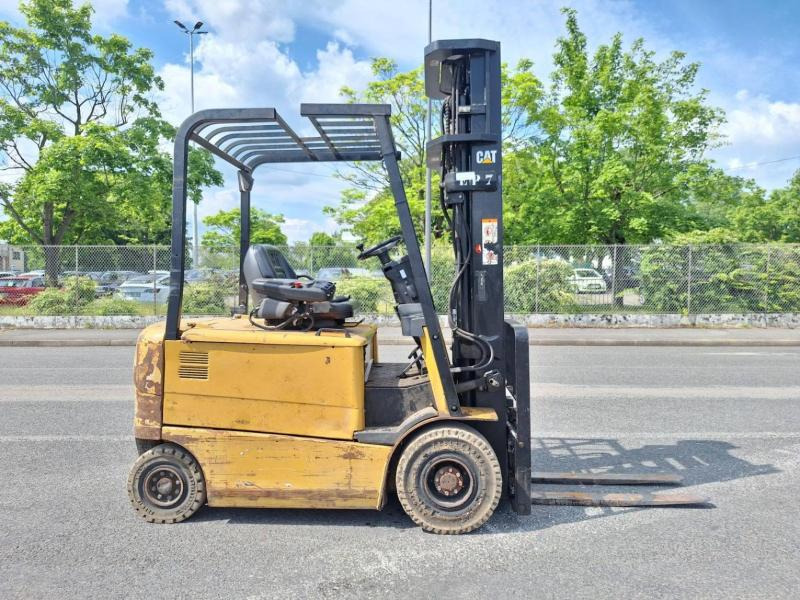 Caterpillar EP25KP - Ηλεκτροκίνητο περονοφόρο: φωτογραφία 3 Caterpillar EP25KP - Ηλεκτροκίνητο περονοφόρο: φωτογραφία 3