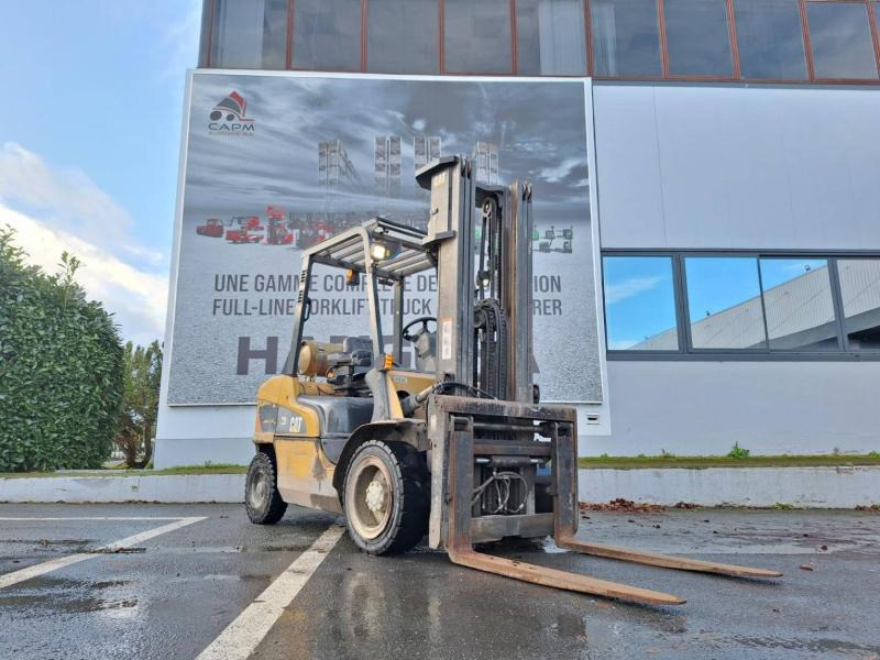 Caterpillar GP30NT - Υγραεριοκίνητο περονοφόρο: φωτογραφία 2 Caterpillar GP30NT - Υγραεριοκίνητο περονοφόρο: φωτογραφία 2