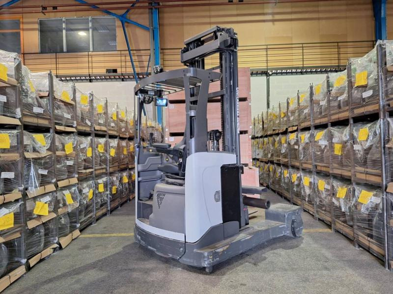 UniCarriers 250DTFVRE635UFW - 4-κίνητα ανυψωτικό στενών δρόμων: φωτογραφία 5 UniCarriers 250DTFVRE635UFW - 4-κίνητα ανυψωτικό στενών δρόμων: φωτογραφία 5