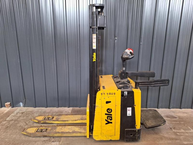 Yale MS12X - Μηχάνημα στοίβαξης: φωτογραφία 5 Yale MS12X - Μηχάνημα στοίβαξης: φωτογραφία 5