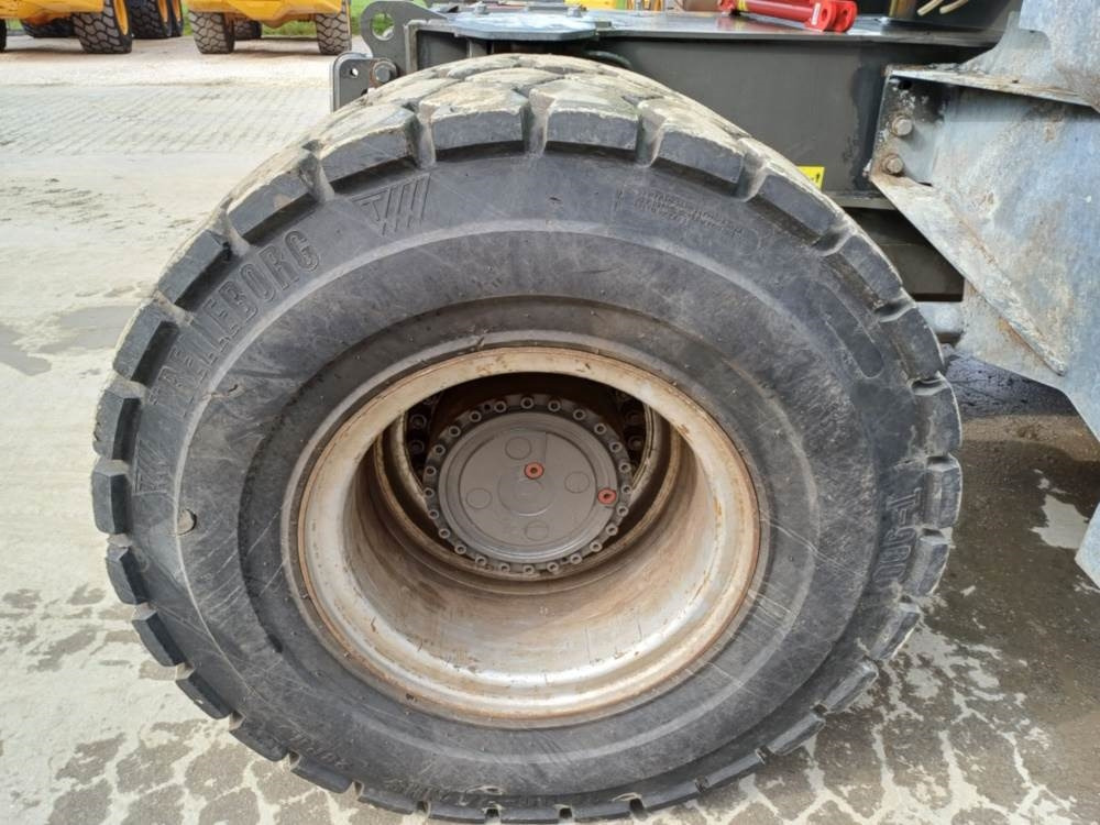 Sennebogen 735E - Μηχάνημα Διαχείρισης Υλικών: φωτογραφία 5 Sennebogen 735E - Μηχάνημα Διαχείρισης Υλικών: φωτογραφία 5