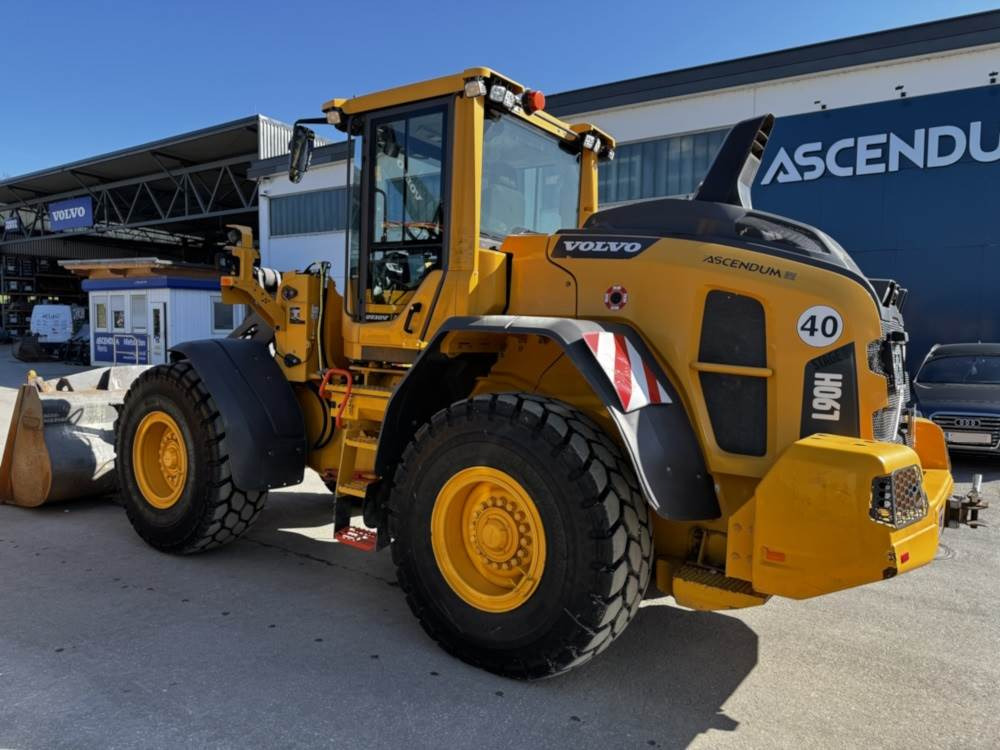 Volvo L90H - Ελαστιχοφόρος φορτωτής: φωτογραφία 2 Volvo L90H - Ελαστιχοφόρος φορτωτής: φωτογραφία 2