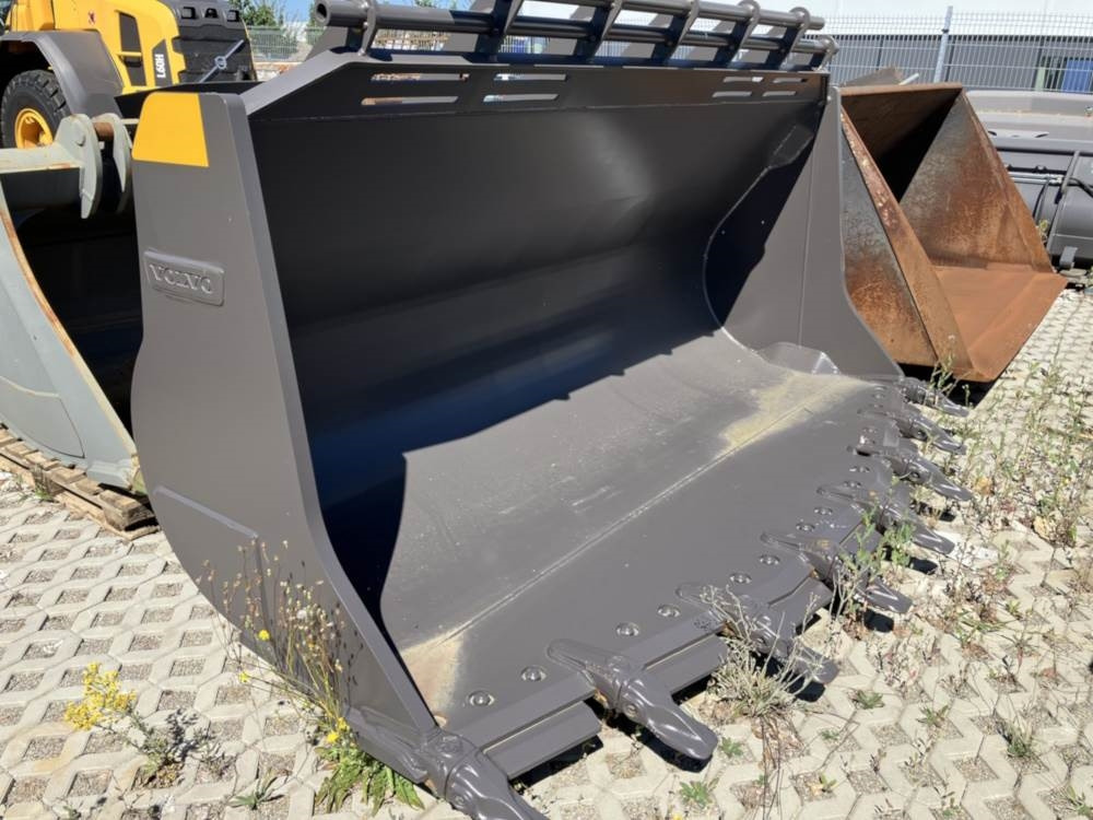 Volvo Schaufel mit Zähnen - Κουβάς: φωτογραφία 1 Volvo Schaufel mit Zähnen - Κουβάς: φωτογραφία 1