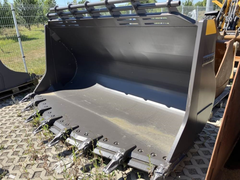 Volvo Schaufel mit Zähnen - Κουβάς: φωτογραφία 4 Volvo Schaufel mit Zähnen - Κουβάς: φωτογραφία 4