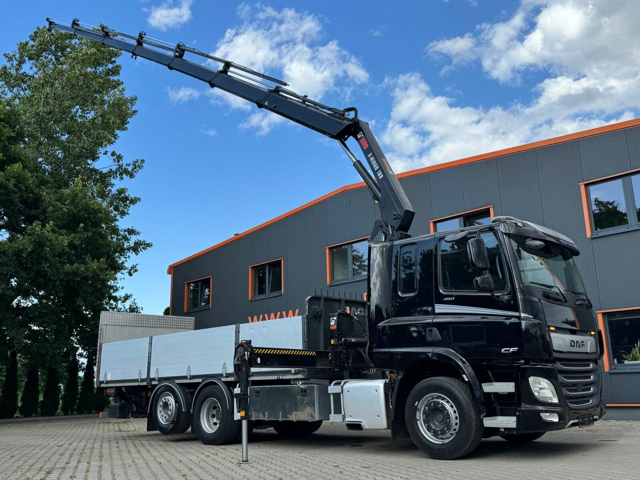 DAF CF 450 FAN 6x2 Pritsche mit Kran HIAB 188 E-6 - Φορτηγό με γερανό: φωτογραφία 1 DAF CF 450 FAN 6x2 Pritsche mit Kran HIAB 188 E-6 - Φορτηγό με γερανό: φωτογραφία 1