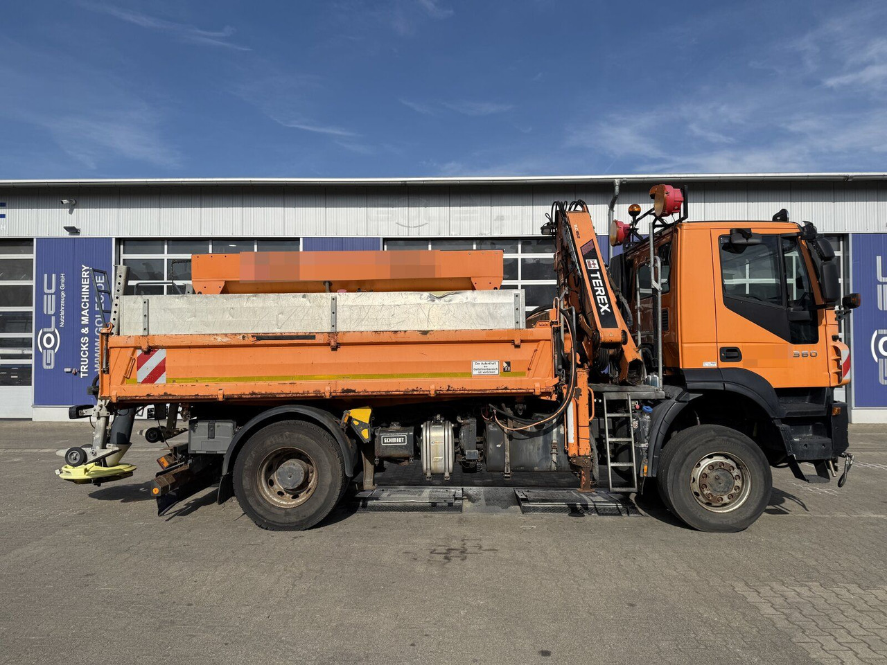 Iveco TRAKKER Kipper Kran TEREX 85.2 Salzstreuer - Φορτηγό ανατρεπόμενο, Φορτηγό με γερανό: φωτογραφία 2 Iveco TRAKKER Kipper Kran TEREX 85.2 Salzstreuer - Φορτηγό ανατρεπόμενο, Φορτηγό με γερανό: φωτογραφία 2