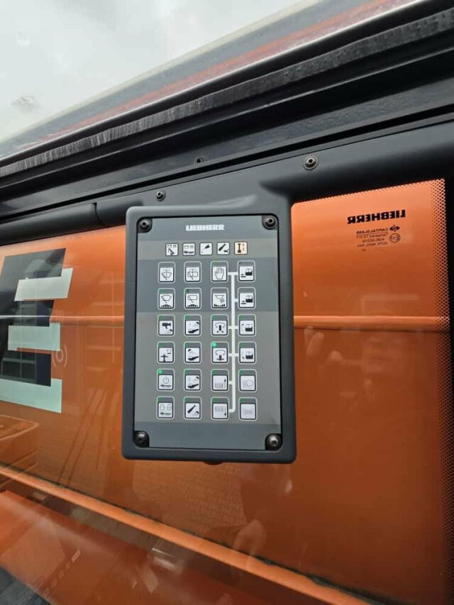 Liebherr LTM 1070-4.2 Autokran mit Spitze *TOP Zustand - Γερανός παντός εδάφους: φωτογραφία 2 Liebherr LTM 1070-4.2 Autokran mit Spitze *TOP Zustand - Γερανός παντός εδάφους: φωτογραφία 2