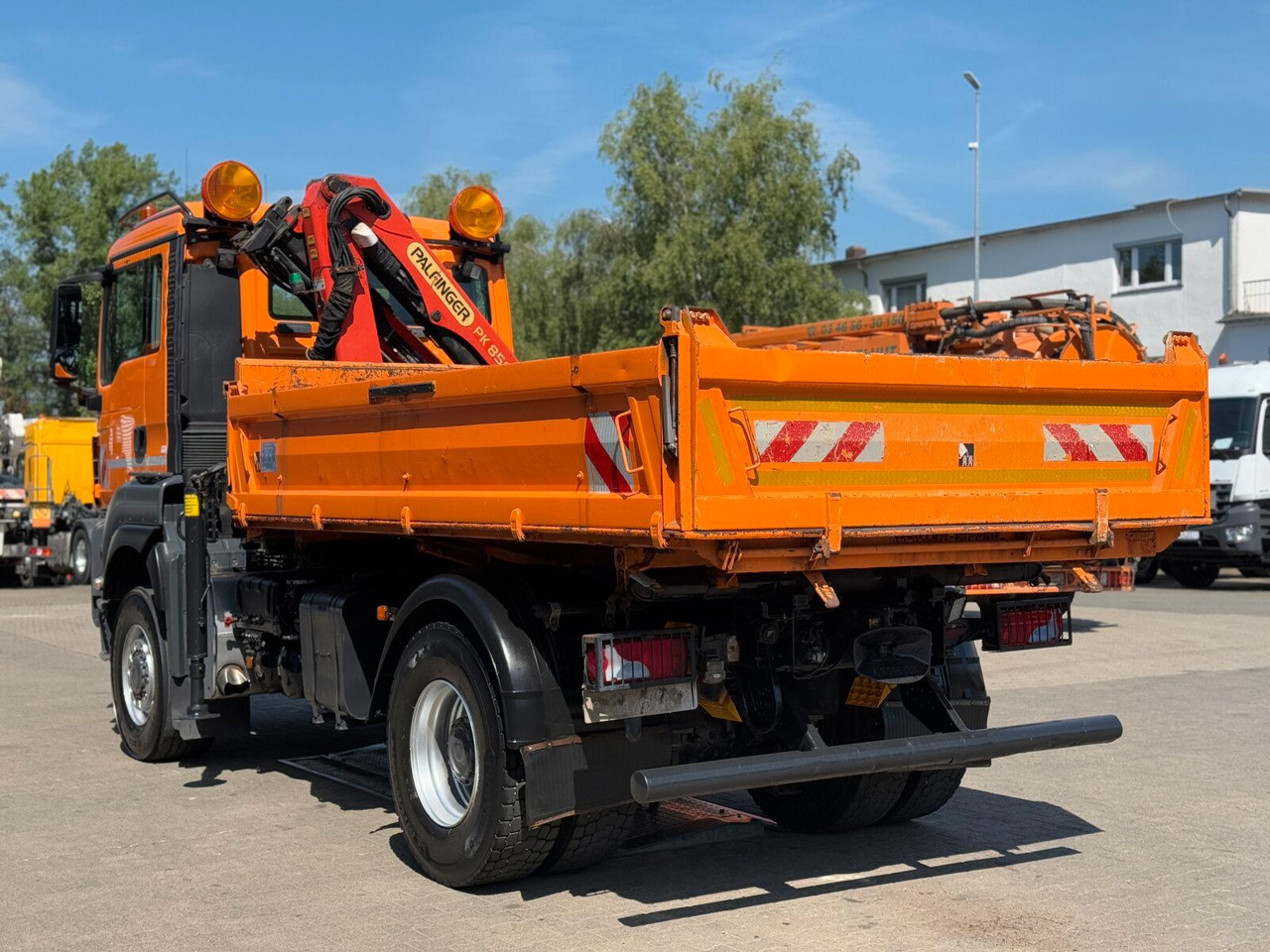 MAN TGA 18.360 4x4 Kipper Kran PALFINGER Winterd. - Φορτηγό με γερανό: φωτογραφία 5 MAN TGA 18.360 4x4 Kipper Kran PALFINGER Winterd. - Φορτηγό με γερανό: φωτογραφία 5