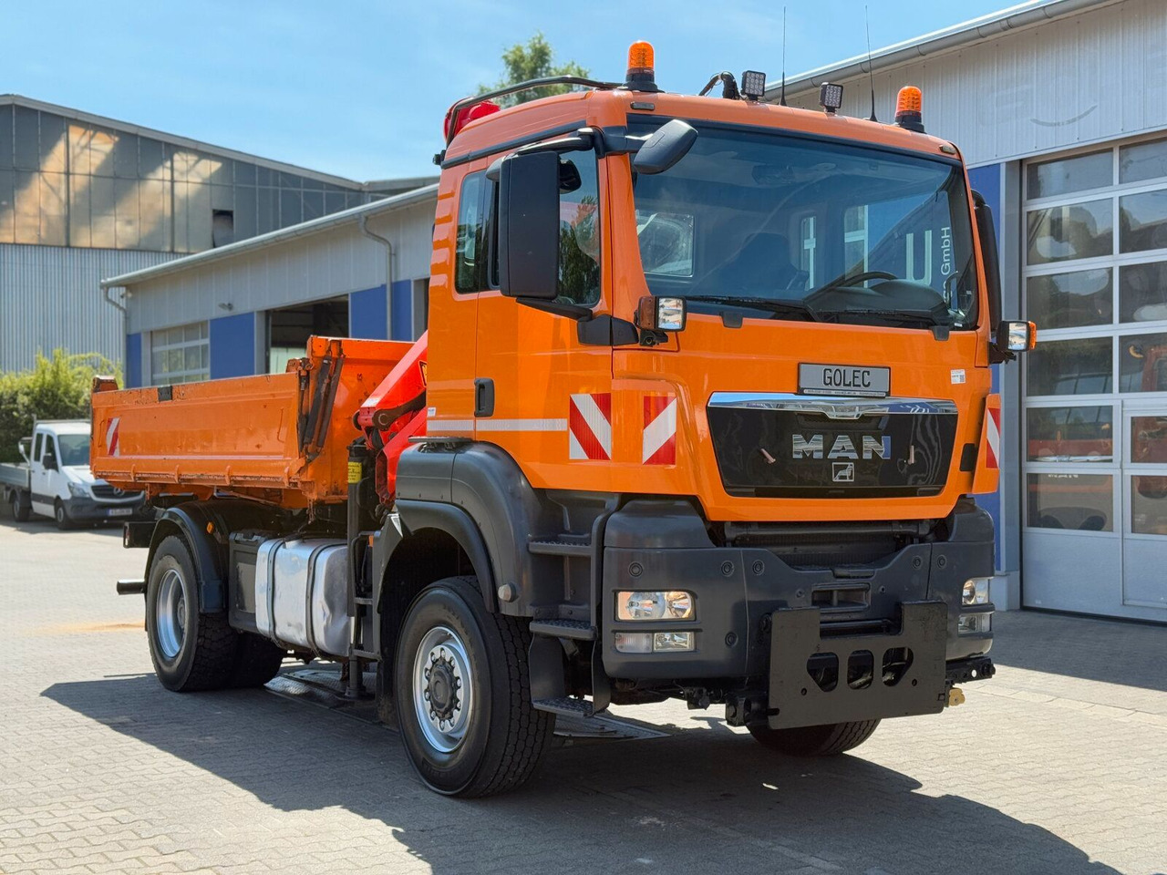 MAN TGA 18.360 4x4 Kipper Kran PALFINGER Winterd. - Φορτηγό με γερανό: φωτογραφία 1 MAN TGA 18.360 4x4 Kipper Kran PALFINGER Winterd. - Φορτηγό με γερανό: φωτογραφία 1