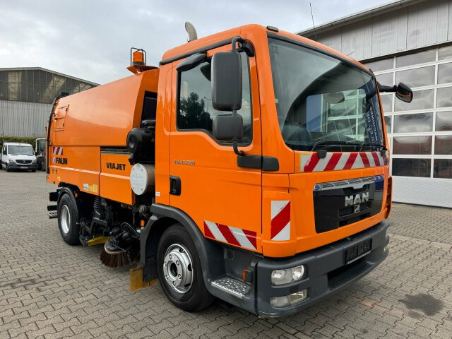 MAN TGL 12.220 4x2 BL Kehrmaschine Viajet 5RHS - Σάρωθρο δρόμων: φωτογραφία 1 MAN TGL 12.220 4x2 BL Kehrmaschine Viajet 5RHS - Σάρωθρο δρόμων: φωτογραφία 1