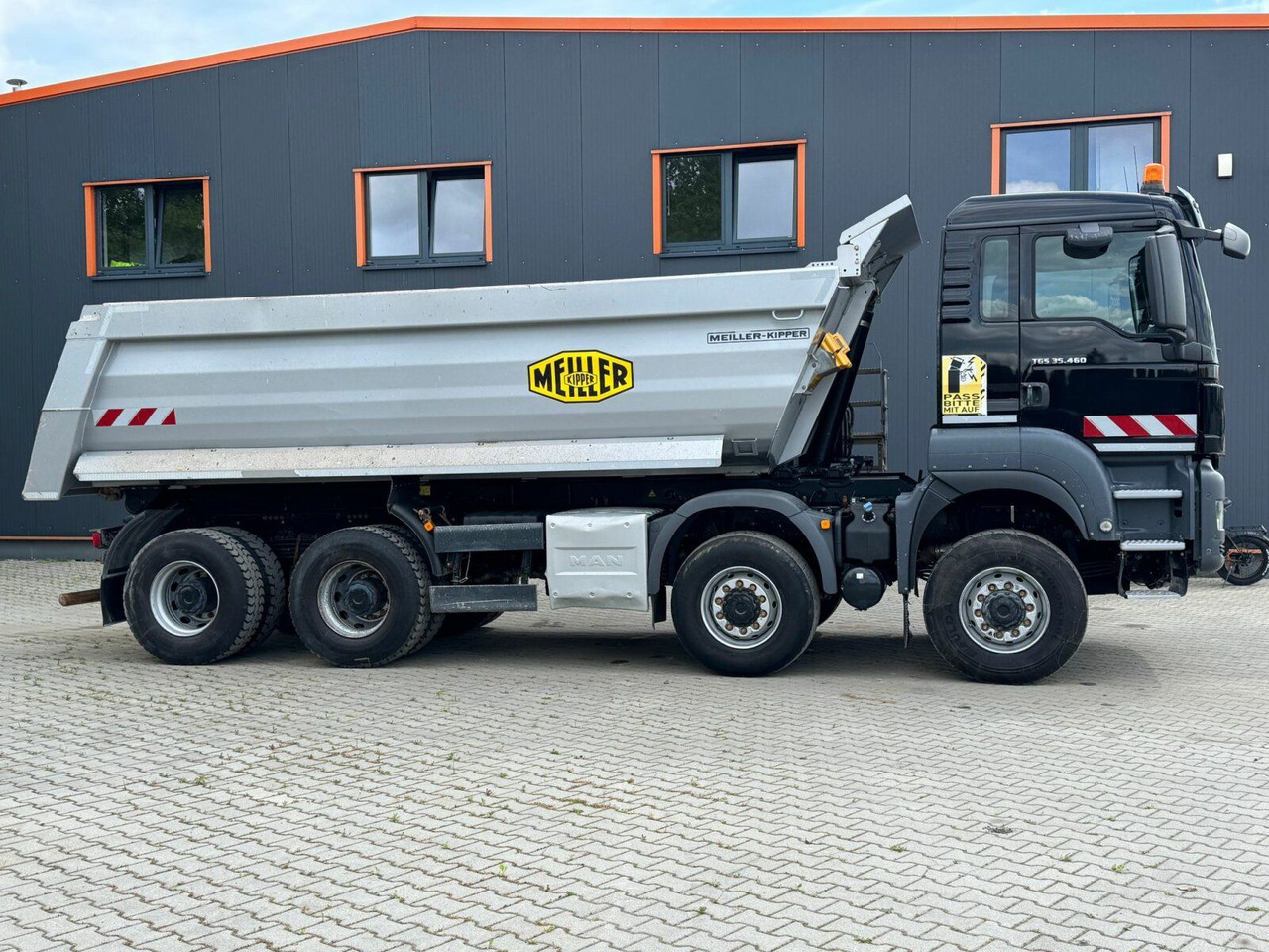 MAN TGS 35.460 8x6 BB Muldenkipper Meiller - Φορτηγό ανατρεπόμενο: φωτογραφία 4 MAN TGS 35.460 8x6 BB Muldenkipper Meiller - Φορτηγό ανατρεπόμενο: φωτογραφία 4