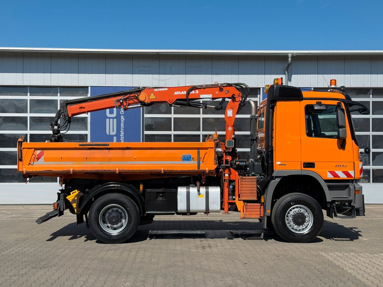 Mercedes-Benz ACTROS 2044 4x4 Kipper Kran ATLAS 65.2 A2L - Φορτηγό με γερανό: φωτογραφία 3 Mercedes-Benz ACTROS 2044 4x4 Kipper Kran ATLAS 65.2 A2L - Φορτηγό με γερανό: φωτογραφία 3