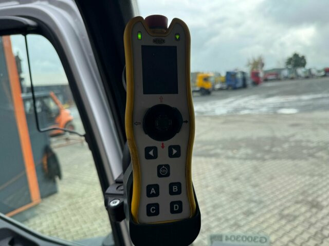 Mercedes-Benz ACTROS 2546 6x2 Abrollkip Kran Palfinger Q150Z95 - Φορτηγό φόρτωσης γάντζου, Φορτηγό με γερανό: φωτογραφία 4 Mercedes-Benz ACTROS 2546 6x2 Abrollkip Kran Palfinger Q150Z95 - Φορτηγό φόρτωσης γάντζου, Φορτηγό με γερανό: φωτογραφία 4