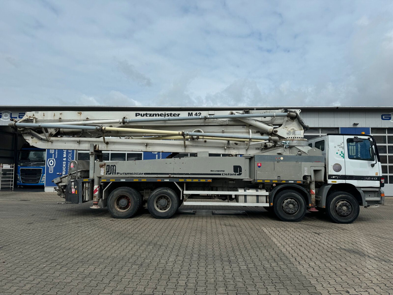 Mercedes-Benz ACTROS 3240 8x4 Betonpumpe PUTZMEISTER BSF 42 M - Αντλία σκυροδέματος: φωτογραφία 4 Mercedes-Benz ACTROS 3240 8x4 Betonpumpe PUTZMEISTER BSF 42 M - Αντλία σκυροδέματος: φωτογραφία 4