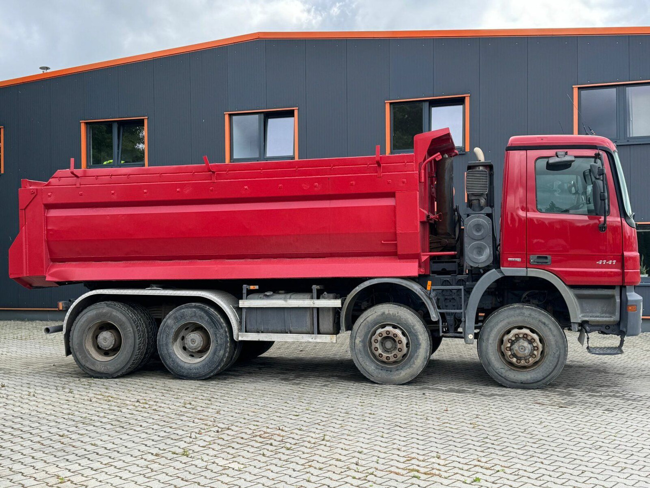Mercedes-Benz ACTROS 4141 EURO4 8x8 Muldenkipper - Φορτηγό ανατρεπόμενο: φωτογραφία 4 Mercedes-Benz ACTROS 4141 EURO4 8x8 Muldenkipper - Φορτηγό ανατρεπόμενο: φωτογραφία 4