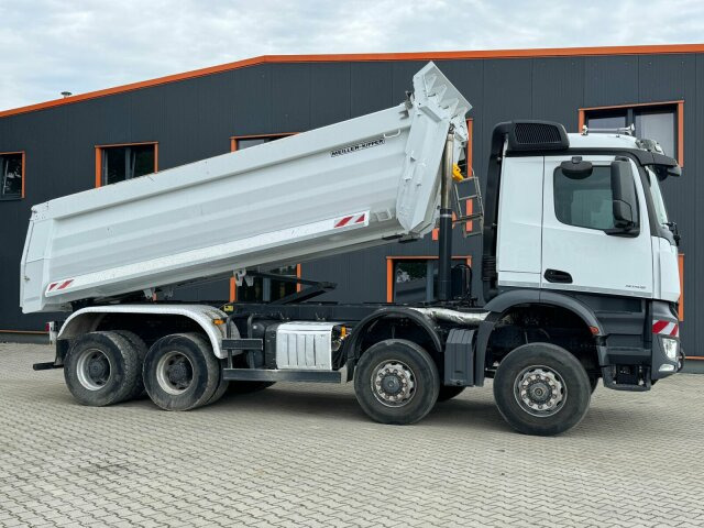 Mercedes-Benz AROCS 4145 8x8 Meiller Muldenkipper - Φορτηγό ανατρεπόμενο: φωτογραφία 2 Mercedes-Benz AROCS 4145 8x8 Meiller Muldenkipper - Φορτηγό ανατρεπόμενο: φωτογραφία 2
