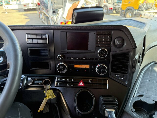 Mercedes-Benz Actros 1845 LS SZM 4x2 Kipphydraulik Retarder - Τράκτορας: φωτογραφία 3 Mercedes-Benz Actros 1845 LS SZM 4x2 Kipphydraulik Retarder - Τράκτορας: φωτογραφία 3