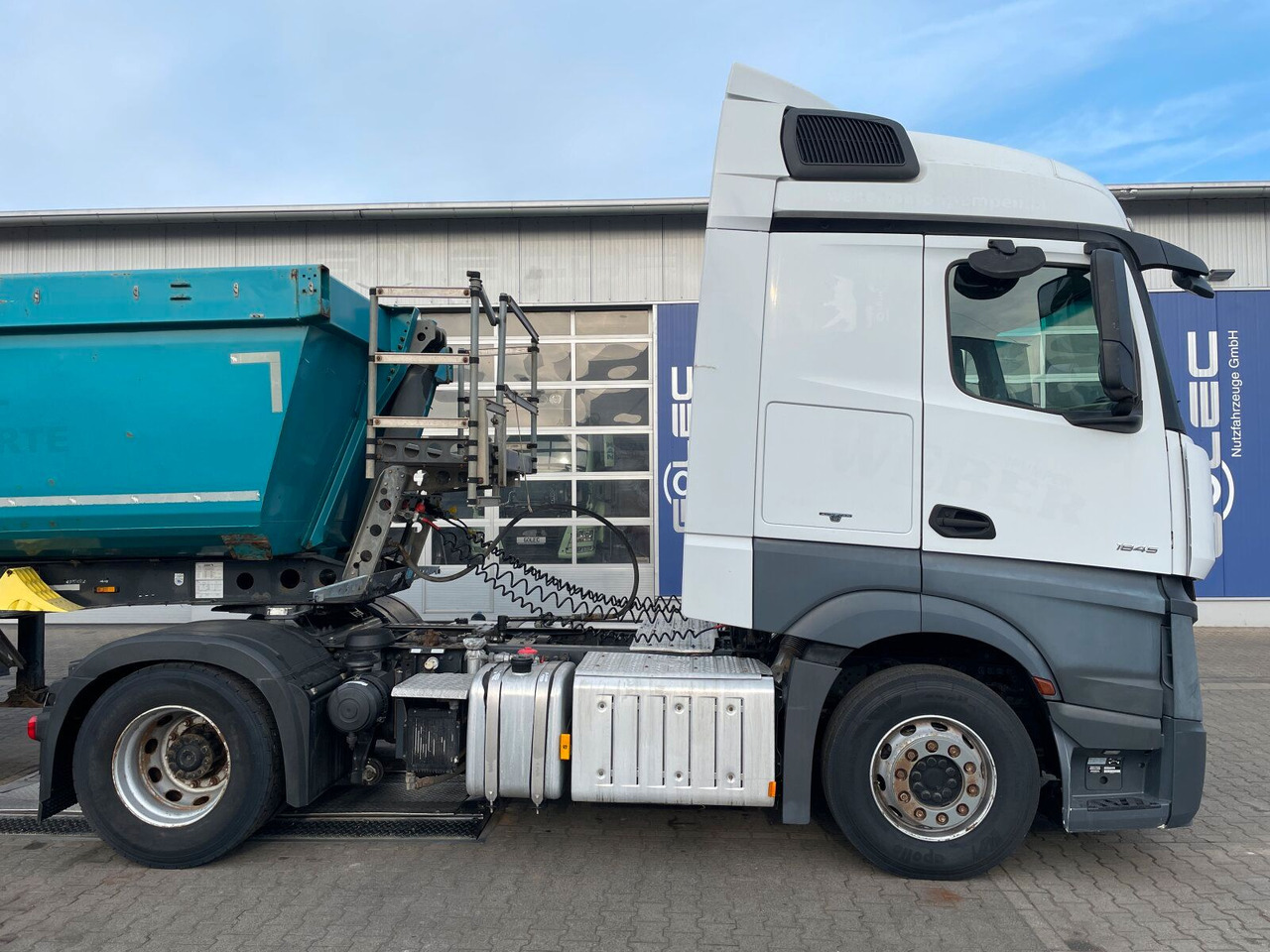 Mercedes-Benz Actros 1845 SZM 4x2 Retarder Kipphydraulik - Τράκτορας: φωτογραφία 3 Mercedes-Benz Actros 1845 SZM 4x2 Retarder Kipphydraulik - Τράκτορας: φωτογραφία 3