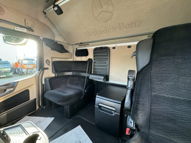 Mercedes-Benz Actros 1845 SZM 4x2 Streamspace *Retarder - Τράκτορας: φωτογραφία 5 Mercedes-Benz Actros 1845 SZM 4x2 Streamspace *Retarder - Τράκτορας: φωτογραφία 5