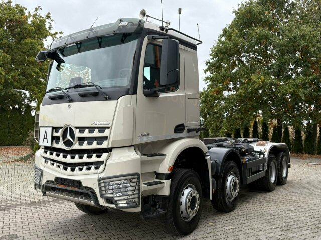 Mercedes-Benz Arocs 4145 8x4 Abrollkipper MEILLER RS 26.60L - Φορτηγό φόρτωσης γάντζου: φωτογραφία 1 Mercedes-Benz Arocs 4145 8x4 Abrollkipper MEILLER RS 26.60L - Φορτηγό φόρτωσης γάντζου: φωτογραφία 1