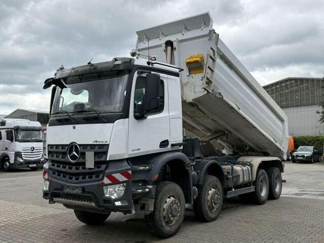 Mercedes-Benz Arocs 4145 8x8 Muldenkipper MEILLER - Φορτηγό ανατρεπόμενο: φωτογραφία 4 Mercedes-Benz Arocs 4145 8x8 Muldenkipper MEILLER - Φορτηγό ανατρεπόμενο: φωτογραφία 4