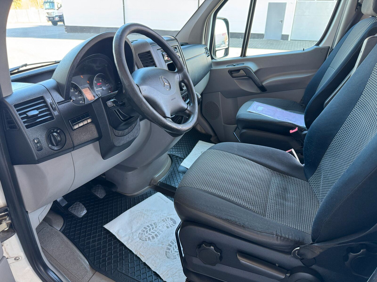 Μίσθωση  Mercedes-Benz Sprinter MB TV-Fzg mit Rausch Inspektion Einheit Mercedes-Benz Sprinter MB TV-Fzg mit Rausch Inspektion Einheit: φωτογραφία 7