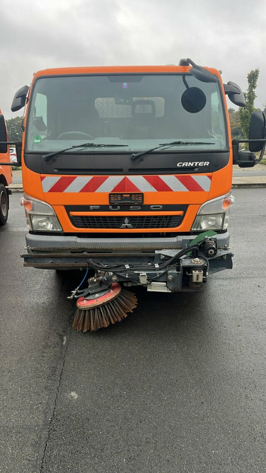 Mitsubishi Canter FUSO Kehrmaschine BROCK SL140 4 m³ - Σάρωθρο δρόμων: φωτογραφία 4 Mitsubishi Canter FUSO Kehrmaschine BROCK SL140 4 m³ - Σάρωθρο δρόμων: φωτογραφία 4
