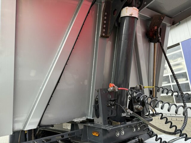 Müller Andernach Kippauflieg 3 Achs elekt. Plane - Επικαθήμενο ανατρεπόμενο: φωτογραφία 3 Müller Andernach Kippauflieg 3 Achs elekt. Plane - Επικαθήμενο ανατρεπόμενο: φωτογραφία 3