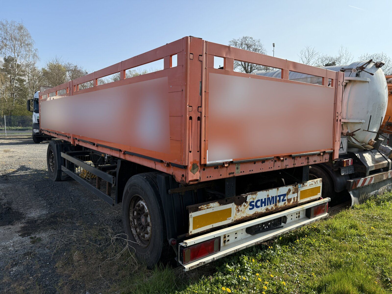 Schmitz Cargobull Gotha AFG 18 Baustoffanhänger 2 Achse - Τρέιλερ πλατφόρμα/ Καρότσα: φωτογραφία 4 Schmitz Cargobull Gotha AFG 18 Baustoffanhänger 2 Achse - Τρέιλερ πλατφόρμα/ Καρότσα: φωτογραφία 4