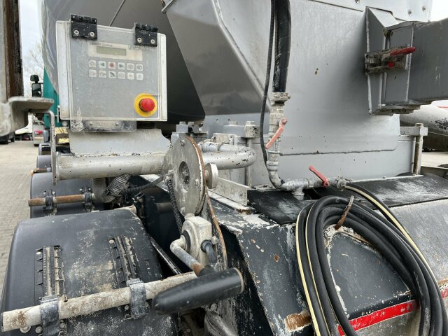 Μπετονιέρα επικαθήμενο Schwing Stetter Betonmischer Auflieger 10 m³: φωτογραφία 6