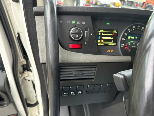 Volvo FH 510 8x4 Holztransporter Kran PENZ *Anhänger - Φορτηγό ξυλείας, Φορτηγό με γερανό: φωτογραφία 5 Volvo FH 510 8x4 Holztransporter Kran PENZ *Anhänger - Φορτηγό ξυλείας, Φορτηγό με γερανό: φωτογραφία 5