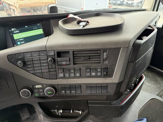 Volvo FH 510 8x4 Holztransporter Kran PENZ *Anhänger - Φορτηγό ξυλείας, Φορτηγό με γερανό: φωτογραφία 2 Volvo FH 510 8x4 Holztransporter Kran PENZ *Anhänger - Φορτηγό ξυλείας, Φορτηγό με γερανό: φωτογραφία 2