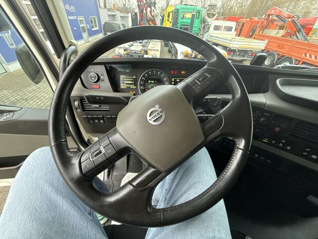 Volvo FH 510 8x4 Holztransporter Kran PENZ *Anhänger - Φορτηγό ξυλείας, Φορτηγό με γερανό: φωτογραφία 2 Volvo FH 510 8x4 Holztransporter Kran PENZ *Anhänger - Φορτηγό ξυλείας, Φορτηγό με γερανό: φωτογραφία 2