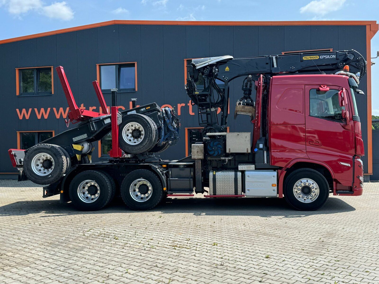 Volvo FH 550 6x4 Holztransporter Lang mit Kran Euro 6E - Φορτηγό ξυλείας, Φορτηγό με γερανό: φωτογραφία 3 Volvo FH 550 6x4 Holztransporter Lang mit Kran Euro 6E - Φορτηγό ξυλείας, Φορτηγό με γερανό: φωτογραφία 3