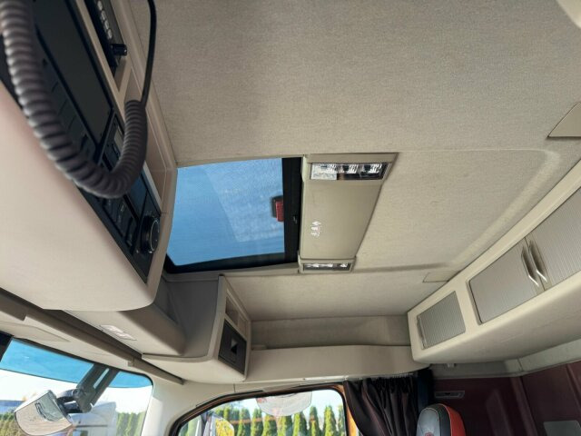 Volvo FH16 750 8X4 Holztransport Alukar TOP! - Φορτηγό ξυλείας: φωτογραφία 4 Volvo FH16 750 8X4 Holztransport Alukar TOP! - Φορτηγό ξυλείας: φωτογραφία 4