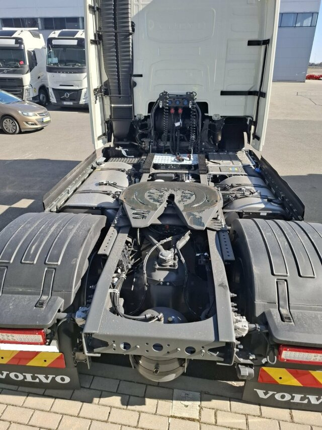 Volvo FH500 Aero I-Save 4x2 Euro6 - Τράκτορας: φωτογραφία 4 Volvo FH500 Aero I-Save 4x2 Euro6 - Τράκτορας: φωτογραφία 4