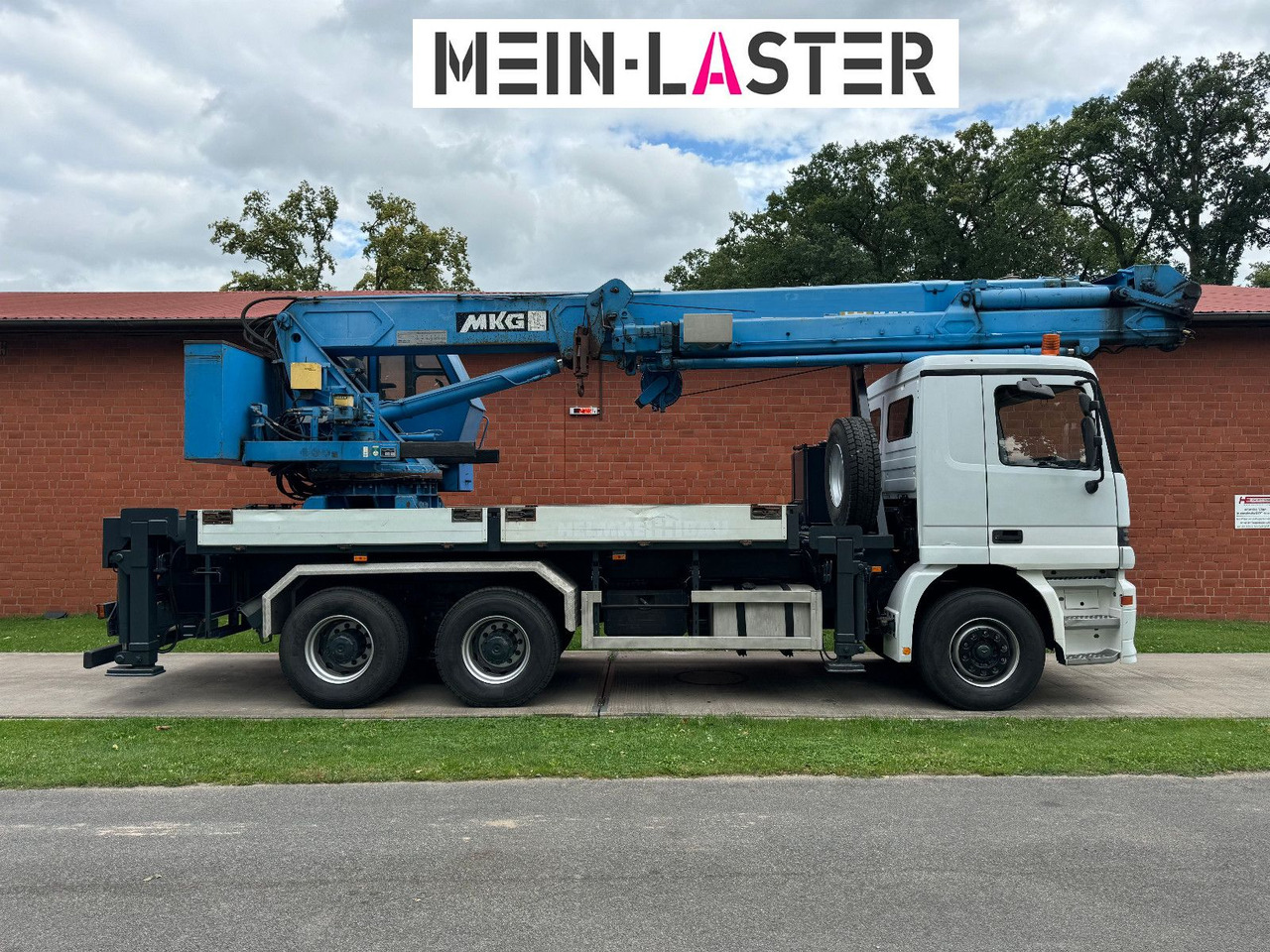 Mercedes-Benz 3335 V6 MKG 550 Ta2-a2 -46m 420 kg Funk - Φορτηγό με γερανό: φωτογραφία 5 Mercedes-Benz 3335 V6 MKG 550 Ta2-a2 -46m 420 kg Funk - Φορτηγό με γερανό: φωτογραφία 5