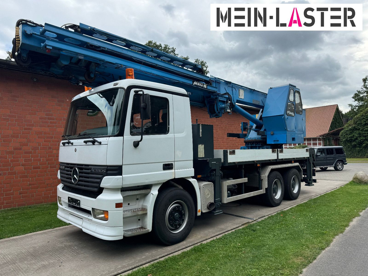 Mercedes-Benz 3335 V6 MKG 550 Ta2-a2 -46m 420 kg Funk - Φορτηγό με γερανό: φωτογραφία 4 Mercedes-Benz 3335 V6 MKG 550 Ta2-a2 -46m 420 kg Funk - Φορτηγό με γερανό: φωτογραφία 4